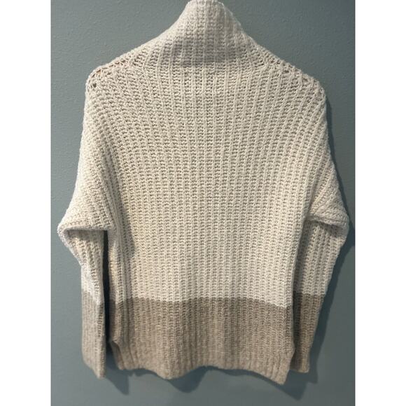 Abercrombie & Fitch Cowl Neck Cream Camel Color Block Sweater Women's Size XS - Picture 6 of 8